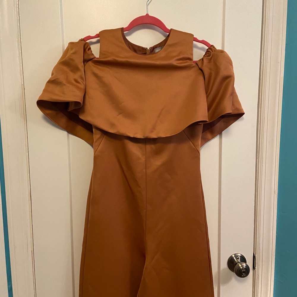 ASOS Bonded Off Shoulder Gold Jumpsuit Size 4 - Picture 5 of 10
